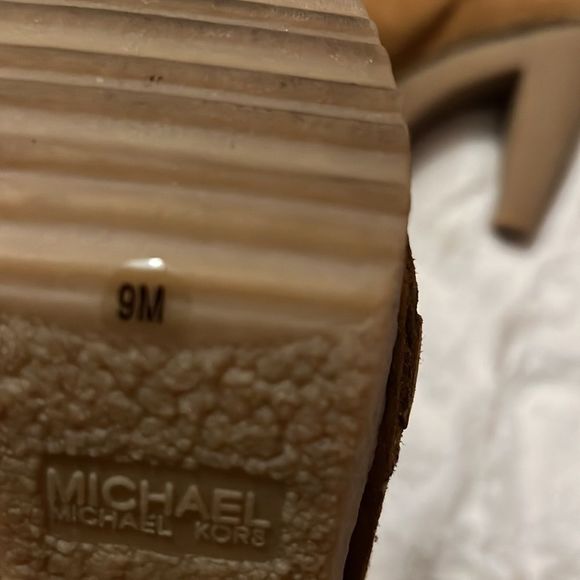 Michael Kors suede booties 9 - Picture 6 of 9